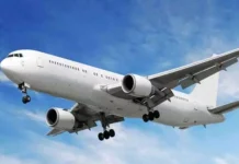 पायलट की चेतावनी, न्यूड तस्वीरें आने लगी, जानें पूरा मामला 1955111 untitled 84 copy