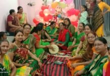 विश्व हिंदू परिषद बांसवाड़ा की दुर्गा वाहिनी एवं मातृशक्ति द्वारा आज विश्व हिंदू परिषद स्थापना दिवस और कृष्ण जन्माष्टमी उत्सव मनाया गया साथ ही बहनों द्वारा भजन कीर्तन का आयोजन बाहुबली कॉलोनी किया गया। WhatsApp Image 2022 08 19 at 6.41.10 AM