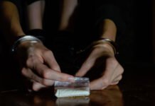 222 ग्राम हेरोइन की पुलिस ने बरामद दो आरोपी को किया गिरफ्तार istockphoto 1214670254 612x612 1