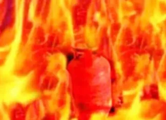 गैस रिफिलिंग के दौरान सिलेंडर में ब्लास्ट 4 लोगो की हुई मौत। 2091777 untitled 53 copy