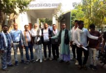 भील प्रदेश मुक्ति मोर्चा ने समय पर खाद्य उपलब्ध करवाने एवं काला बाजारी करने वाले लाइसेंसधारी व्यापारियों के लाइसेन्स निरस्त करवाने के बाबत ज्ञापन सोपा। bhungada New Movie 2 2