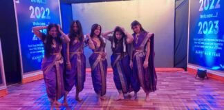 मयूर नगर लोधा में अलविदा अभ्युदय रंगारंग कार्यक्रम का आयोजन किया गया। WhatsApp Image 2022 12 31 at 11.15.21 PM