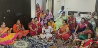 विश्व हिंदू परिषद बांसवाड़ा की दुर्गा वाहिनी मातृशक्ति की बहनों द्वारा पुत्रदा एकादशी के उपलक्ष में भजन कीर्तन, साथ ही बहनों द्वारा प्रार्थना की गई WhatsApp Image 2023 01 02 at 7.37.01 PM