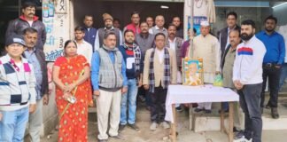 145 दिनों में करीब 4000 KM का सफर भारत जोड़ो यात्रा का समापन सोमवार को बांसवाड़ा कांग्रेस ने फहराया तिरंगा महात्मा गांधी को दी श्रद्धांजलि। WhatsApp Image 2023 01 30 at 1.10.41 PM 1