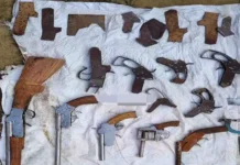 कब्रिस्तान में बन रहा था अवैध हथियार, पुलिस ने मारी रेड़। 2576257 untitled 55 copy