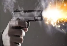 पुलिस पर हमले के बाद हत्या के आरोपी पर गोली चलाई गई । 2602986 untitled 1 copy