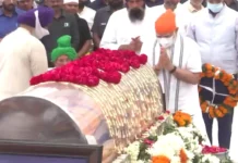 चंडीगढ़ पहुंचे प्रधानमंत्री नरेंद्र मोदी, प्रकाश सिंह बादल को दी अंतिम श्रद्धांजलि। 0ra2r6e8 parkash badal 625x300 26 April 23