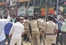 जयस्तंभ चौक में आप कार्यकर्ताओं ने किया हंगामा। 2773287 untitled 48 copy