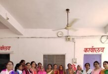 विश्व हिंदू परिषद बांसवाड़ा की दुर्गा वाहिनी की बहनों द्वारा आज 69 बेटी सीता कुमारी चरपोटा के कन्यादान में बहनों द्वारा सहयोग किया गया । WhatsApp Image 2023 04 27 at 8.28.20 PM