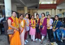 विश्व हिंदू परिषद बांसवाड़ा की मातृशक्ति दुर्गा वाहिनी की बहनों द्वारा चित्तौड़ संभाग से प्रशिक्षण शिविर से लौटने पर किया स्वागत। WhatsApp Image 2023 05 21 at 8.26.22 PM