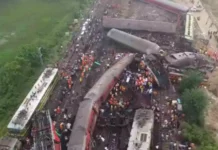 3 ट्रेनें आपस में टकराईं,70 यात्रियों की मौत, 400 से अधिक घायल, 3 रेल गाड़िया क्षतिग्रस्त। 2971731 untitled 76 copy