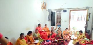 विश्व हिंदू परिषद बांसवाड़ा की दुर्गा वाहिनी मातृशक्ति एवं राधा सखी महिला मंडल की बहनों द्वारा सुंदरकांड पाठ का आयोजन किया गया। 2e98a70f 2fcf 4694 be82 a9399a74e70b