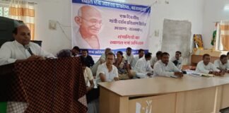 शांति और अहिंसा प्रकोष्ठ के तत्वाधान मे गांधी दर्शन प्रशिक्षण शिविर का आयोजन किया गया। WhatsApp Image 2023 06 05 at 7.43.55 PM