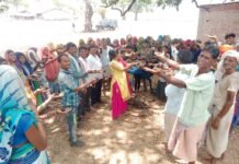 वागधारा संस्था द्वारा गठित ग्राम स्वराज समूह एवं बाल स्वराज समूह व ग्रामीणों ने पर्यावरण को बचाने हेतु 2000 बीज बोल बनाई। WhatsApp Image 2023 06 07 at 2.37.36 PM