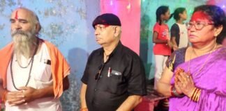 विश्व हिन्दू परिषद बांसवाड़ा के संत रामस्वरूप महाराज के सानिध्य में दशा माता उत्सव के चलते मूर्ति स्थापना की गई। 99157b9d 752d 468f ab1e 22ebc443b29e