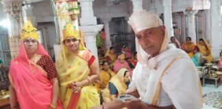 अष्टानिका का महापर्व के सातवें दिन सिद्धचक्र विधान के 512 अध चढ़ाएं। d2eda6f0 8efb 4c71 898b 310d0cf77495