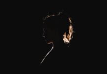 पार्क में महिला फिल्म निर्माता से छेड़छाड़, पुलिस में शिकायत दर्ज, molly blackbird a xEUwYSPLw unsplash