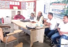 भविष्य निधि संगठन एवं कर्मचारी राज्य बीमा निगम द्वारा संयुक्त रूप से LNJ डेनिम संस्थान मोरडी में कैंप लगाया 1 lng nidhi bima