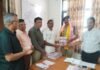 महावीर इंटरनेशनल शाखाओ द्वारा एसडीम एवं पुलिस उप अधीक्षक का किया सम्मान BN Banswara News (3)