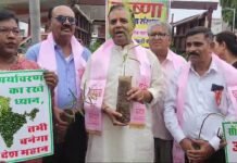 नि:शुल्क पौधा वितरण बांसवाड़ा एक पौधा मां के नाम से शुरू किया अभियान, कृष्णा सेवा संस्थान द्वारा,निशुल्क किया 1000 पौधों का वितरण नि:शुल्क पौधा वितरण बांसवाड़ा BN News Podha Ropan