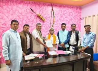 आबापुरा नवीन पंचायत समिति व राजकीय महाविद्यालय खोलने की मांग,राजस्थान बजट पर आभार जताया ग्रामीणों ने hakaru bhai = babulal kharadi abapura ko panchataWhatsApp Image 2025 02 20 at 3.00.40 PM