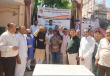 बांसवाड़ा: महावीर इंटरनेशनल नौगामा की पहल – प्यासे पक्षियों के लिए परिंडे वितरण का शुभारंभ, महेंद्रजीत सिंह मालवीय रहे मौजूद mahavir intarnational