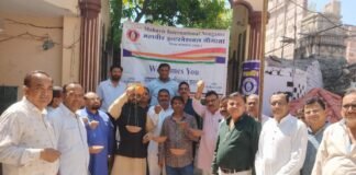 बांसवाड़ा: महावीर इंटरनेशनल नौगामा की पहल – प्यासे पक्षियों के लिए परिंडे वितरण का शुभारंभ, महेंद्रजीत सिंह मालवीय रहे मौजूद mahavir intarnational