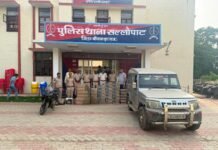 सल्लोपाट पुलिस की बड़ी कार्रवाई: 52 कार्टन अवैध अंग्रेजी शराब जब्त, बोलेरो-आर15 बाइक सहित एक तस्कर गिरफ्तार IMG 20260719 WA0313